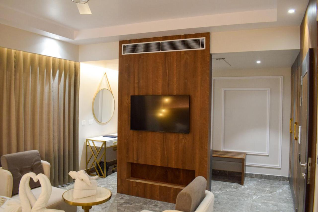 Tulip Inn Shravasti Bahraich Екстер'єр фото
